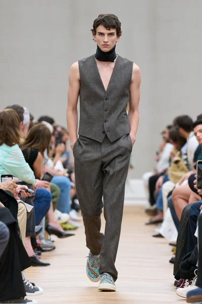 Look 56